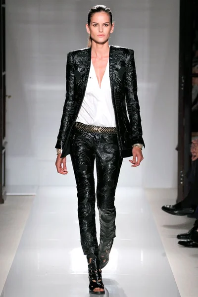 Look 31